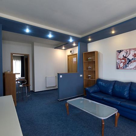 Hotel Torontal Timisoara Ngoại thất bức ảnh
