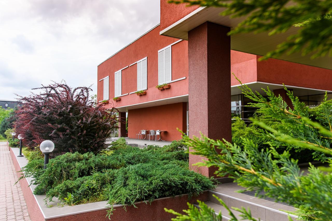 Hotel Torontal Timisoara Ngoại thất bức ảnh